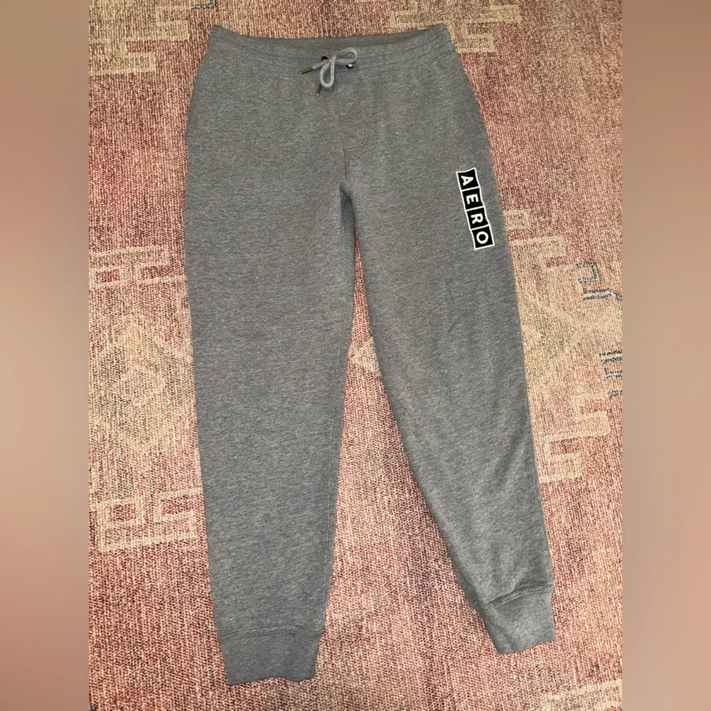 Aeropostale men’s grey drawstring embroidered logo cotton blend joggers size med
